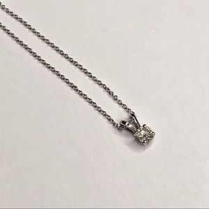 DIAMOND & 14k WHITE GOLD DAINTY NECKLACE